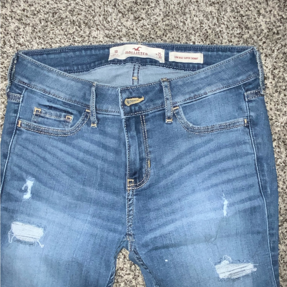 Hollister Low Rise Super Skinny Jeans